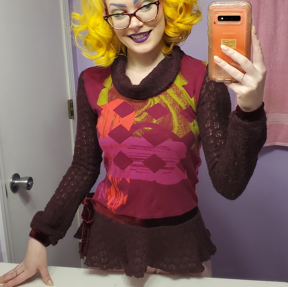 Brown/Burgundy Abstract Top